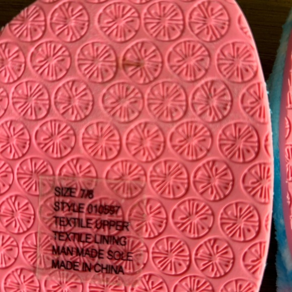 Lilly Pulitzer Slippers - Picture 6 of 7